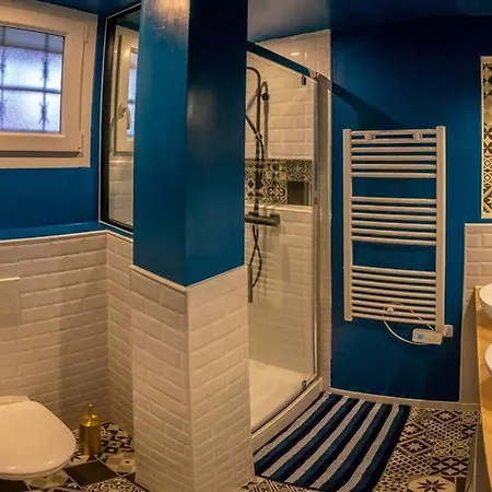 Apartment Hyper Centre - 2 Min Du Metro - 6 Personnes